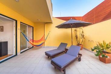 هتل Netos Terrace Apartments