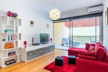 هتل Netos Terrace Apartments