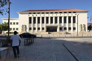 酒店 Tagus Host   40308al  44211al