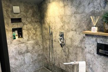 هتل Cornerstone Cottage