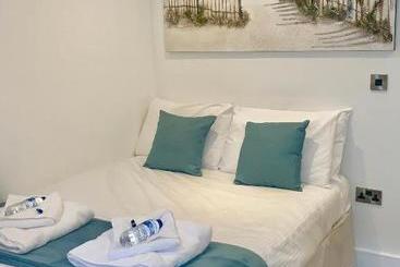 هتل Fox House, Studio Apartments