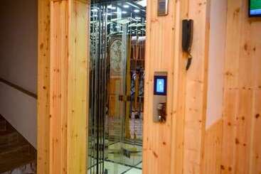 בית מלון כפרי Galaxy Grand