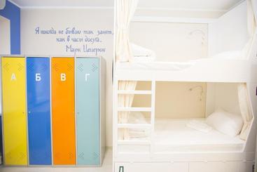 هتل Hostel 60