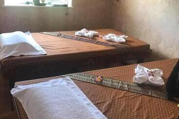 هتل Loughborough Grange Guesthouse & Spa Treatments