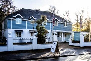 فندق The Lord Bute