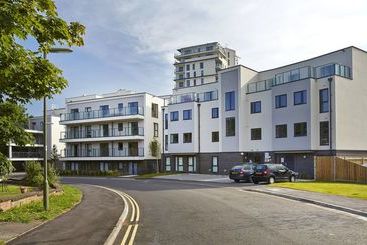 فندق New Central Woking