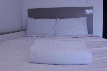 هتل Peace Apartments