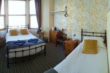 فندق Phoenix Guest House