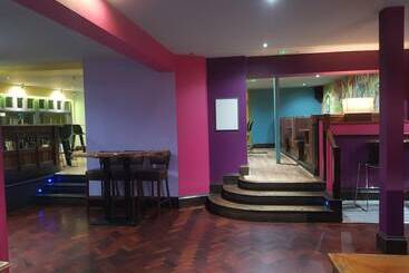 בית מלון כפרי The Queensberry