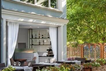 هتل Villa Kadashi Boutique