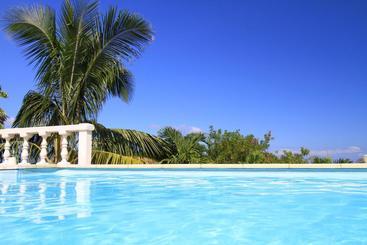 هتل Villa Mascarine