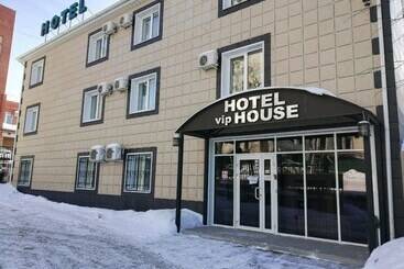 Vip House Hotel On Solnechnaya