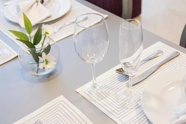 هتل Apartamentos Goodplaces Larios