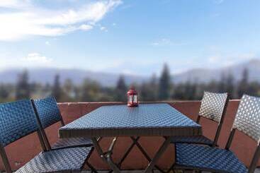 בית מלון כפרי Backpackers Negombo Hostel By City Hub