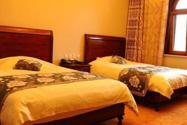 هتل Badaling Hot Spring Resort