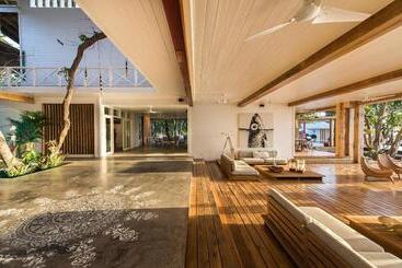 호텔 Ibagari Boutique