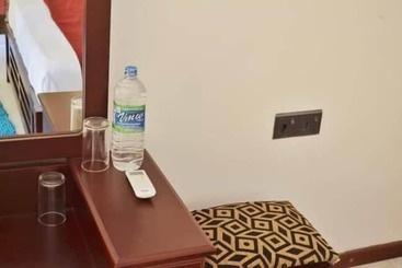 فندق Resort Maya Beach