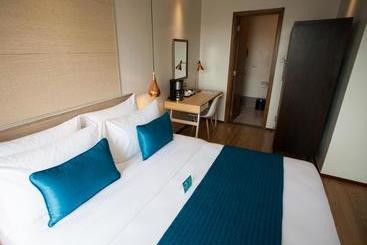 ホテル The Cirque Serviced Residences