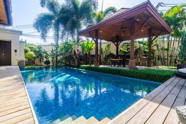 استراحتگاه Niche Villas By Tropiclook