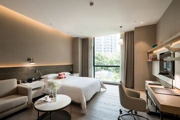 Swisstouches Guangzhou Hotel Residences