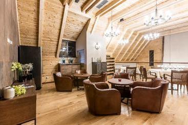 هتل Fenomen Plitvice Resort