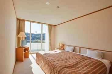 ホテル Kamogawa Country