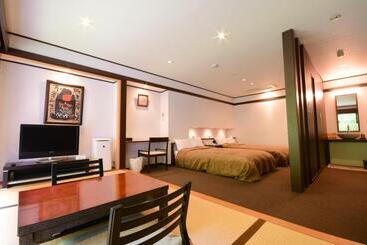 ريوكان 高野山 宿坊 普門院  Koyasan Shukubo Fumonin