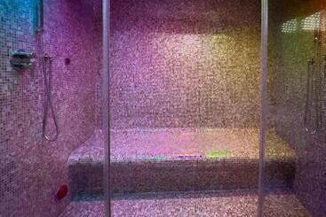 Hotel 4 Star Suite Spa   Self Check In