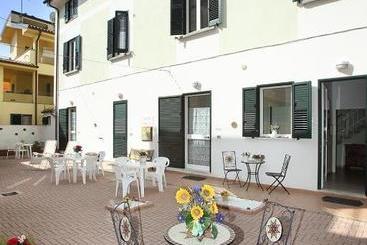 בית מלון כפרי B&b Central Toma