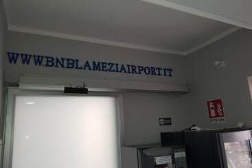 בית מלון כפרי B&b Lamezia Airport