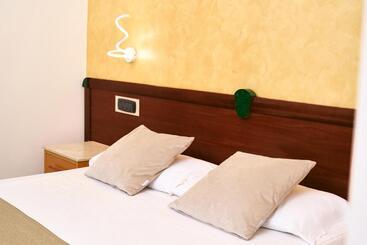 בית מלון כפרי Miramare