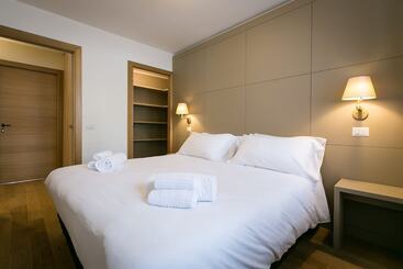 Отель Mirtillo Blu Family Apartment