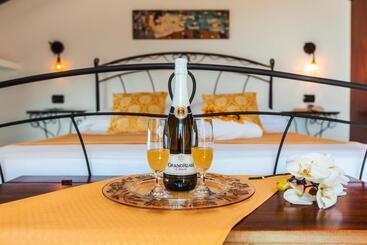 فندق Roccia Fiorita