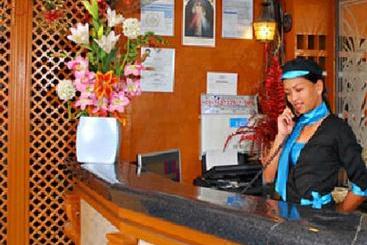 ホテル Ormoc Sugarland Suites