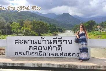 Отель Baan Bhuriwat Kiriwong