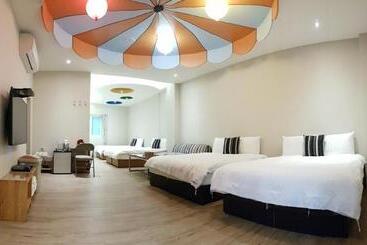 هتل Happiness Yes Inn