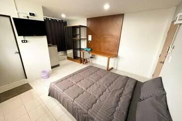 호텔 Sadudee Mansion