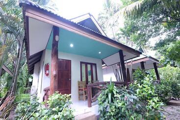 هتل Aonang Friendly Bungalow
