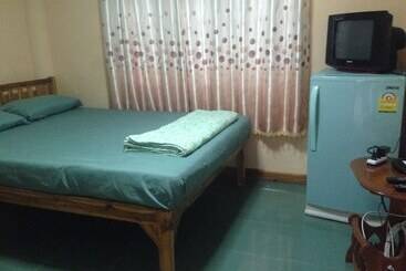 호텔 Loei Airport Homestay