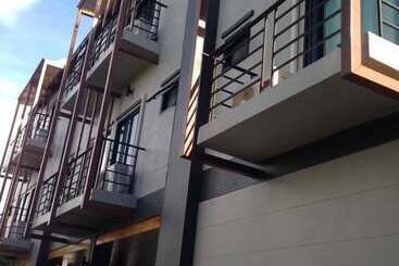 בית מלון כפרי The Garden Room Khonkaen