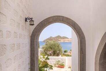 فندق Apolafsis Studios