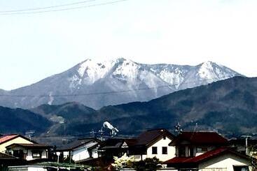 هتل Backpackers Dorms Miwa   Hostel