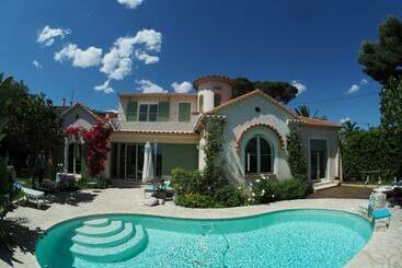 酒店 Blue Dream Cannes Guest House