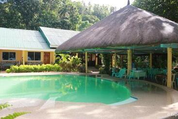 Szálloda Camiguin Island Golden Sunset Beach Club