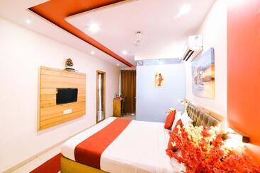 هتل Grandeur Near Mumbai International Airport