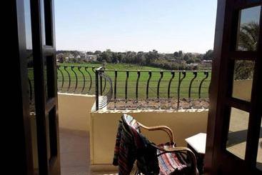 هتل Villa Bahri Luxor Apartment