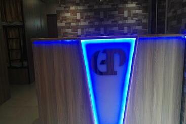 בית מלון כפרי Golden Dormitory   Hostel