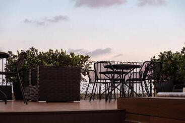 هتل 1926 Le Parisot Boutique Suites