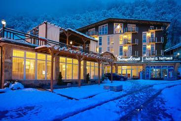 Отель Romanovski