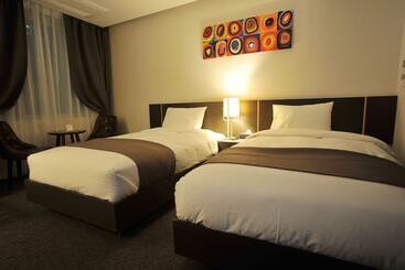 Hotel Yongin Central Co Op